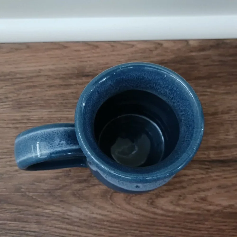 DENEEN POTTERY‎ Handthrown Candleberry Inn on Cape Cod Mass Blue Coffee Mug